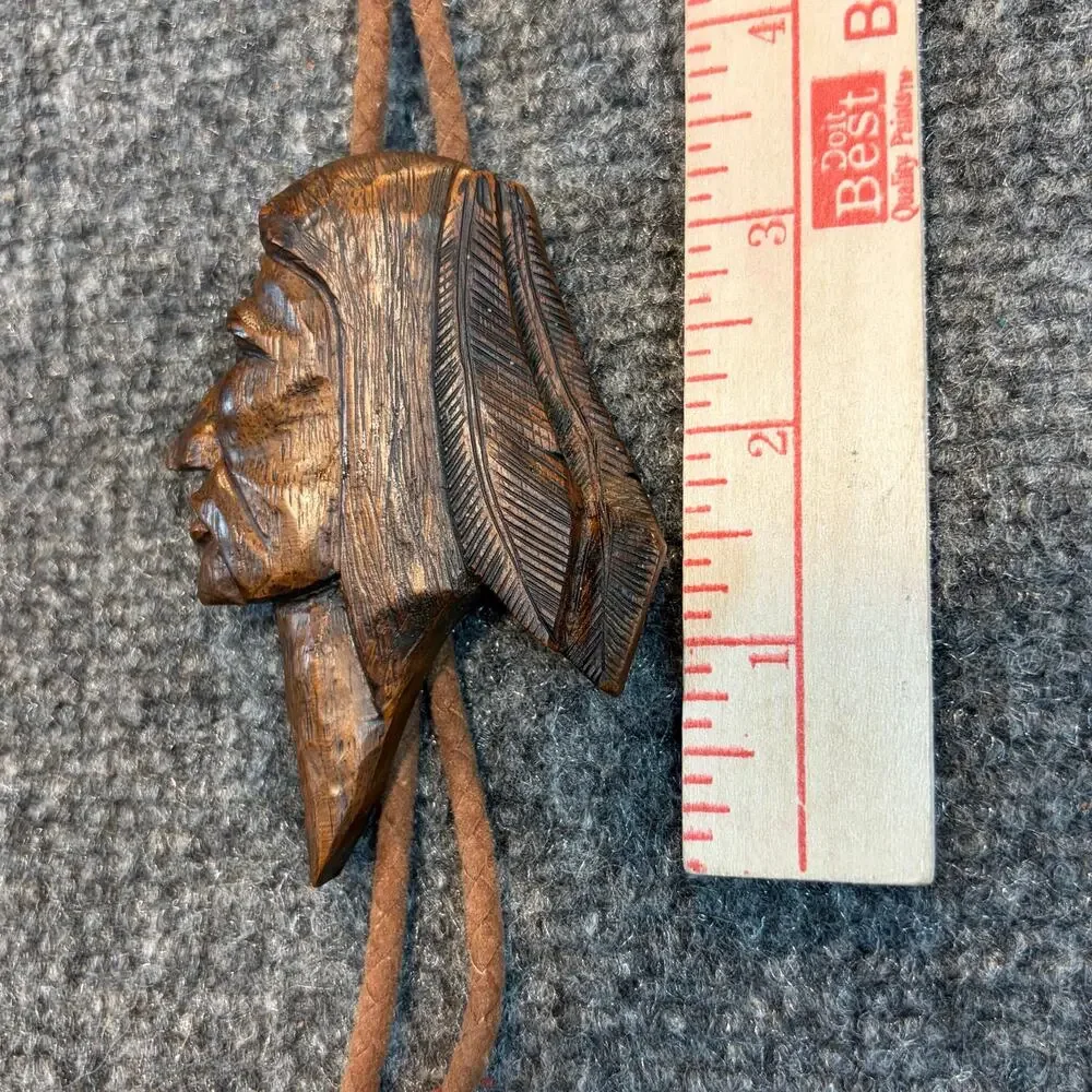 Vintage 90s Hand Carved Wood Native American Chief Bolo Tie Leather Feather Tips